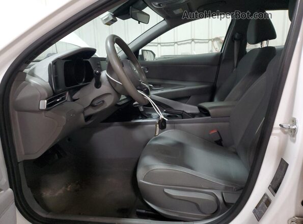 5NPLM4AG3PH103849 2023 HYUNDAI ELANTRA White 