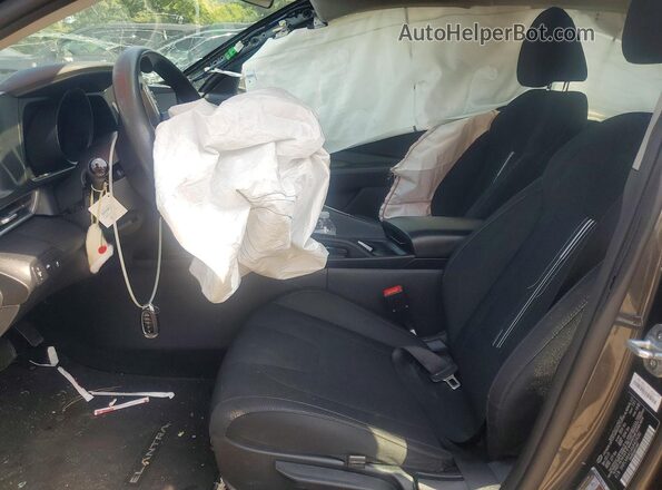 5NPLM4AG4MH024282 2021 HYUNDAI ELANTRA Серый Вид салона спереди