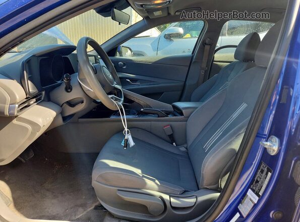 5NPLM4AG4MH037646 2021 HYUNDAI ELANTRA Blue წინა სალონის ხედი