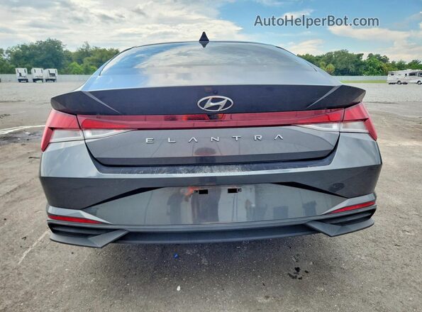 5NPLM4AG4NH067375 2022 HYUNDAI ELANTRA Gray უკანა ხედი
