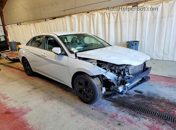 5NPLM4AG5MH042712 2021 HYUNDAI ELANTRA White Передня права чверть