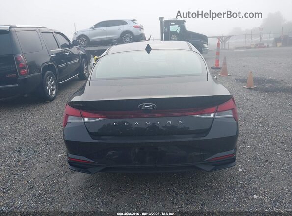 5NPLM4AG5NH069717 2022 HYUNDAI ELANTRA Black 
