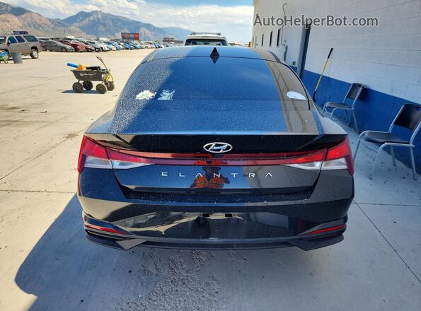 5NPLM4AG6MH029094 2021 HYUNDAI ELANTRA Black Հետևի տեսք