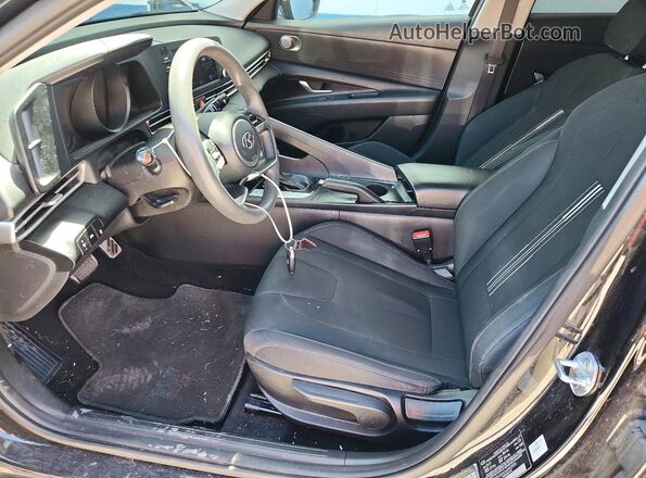 5NPLM4AG6MH029094 2021 HYUNDAI ELANTRA Black Սալոնի դիմացի տեսք