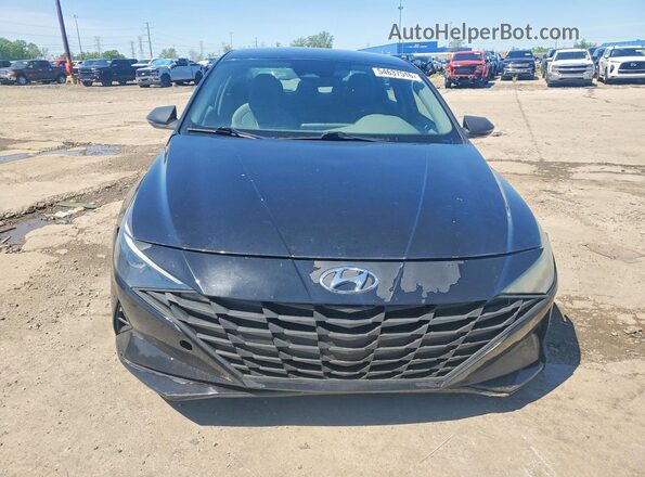 5NPLM4AG6MH051306 2021 HYUNDAI ELANTRA Черный Вид спереди