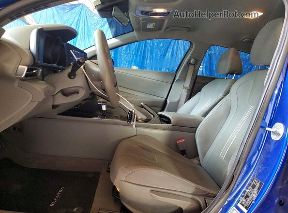 5NPLM4AG6NH060847 2022 HYUNDAI ELANTRA Blue Widok wnętrza z przodu