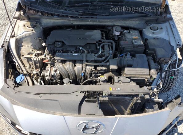 5NPLM4AG7MH045885 2021 HYUNDAI ELANTRA Silver Rear interior view