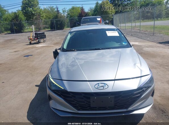 5NPLM4AG8MH001331 2021 HYUNDAI ELANTRA Silver Սալոնի հետևի տեսք