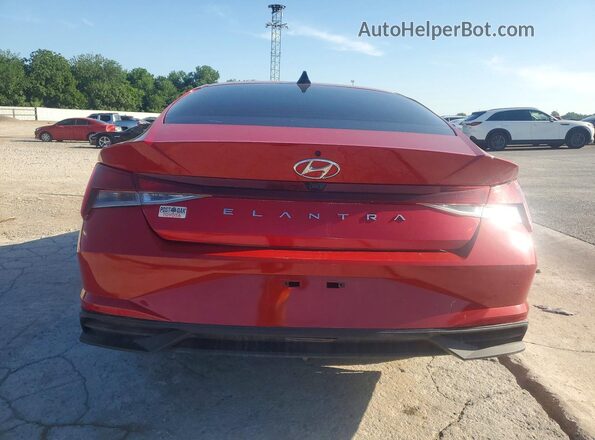 5NPLM4AG8MH009400 2021 HYUNDAI ELANTRA Red Հետևի տեսք