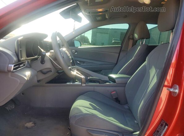 5NPLM4AG8MH009400 2021 HYUNDAI ELANTRA Red Սալոնի դիմացի տեսք