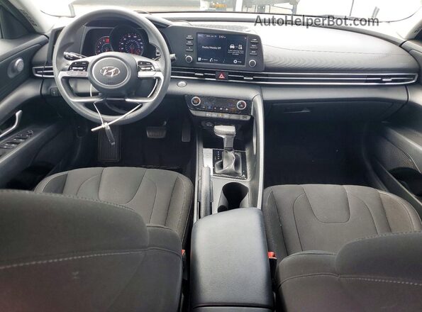5NPLM4AG8MH045409 2021 HYUNDAI ELANTRA Silver Dashboard view