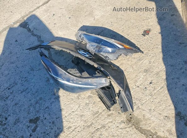 5NPLM4AG8NH078847 2022 HYUNDAI ELANTRA Charcoal Շարժիչի բաժամունքի տեսք