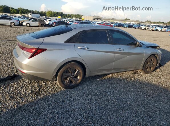5NPLM4AG8NH083613 2022 HYUNDAI ELANTRA Серебряный Задняя правая четверть