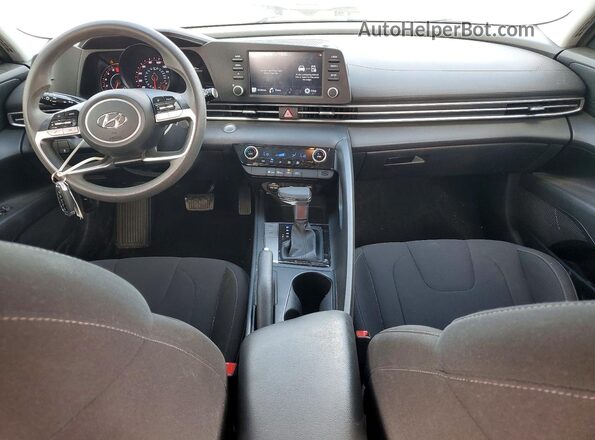 5NPLM4AG9MH052966 2021 HYUNDAI ELANTRA White Dashboard view