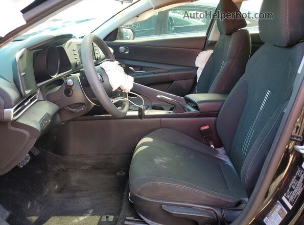 5NPLM4AG9NH060518 2022 HYUNDAI ELANTRA Black Widok wnętrza z przodu