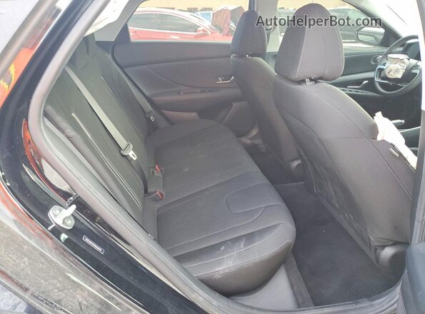 5NPLM4AG9NH060518 2022 HYUNDAI ELANTRA Black Widok tylnych siedzeń