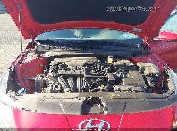 5NPLM4AGXMH000262 2021 HYUNDAI ELANTRA Red უკანა ხედი