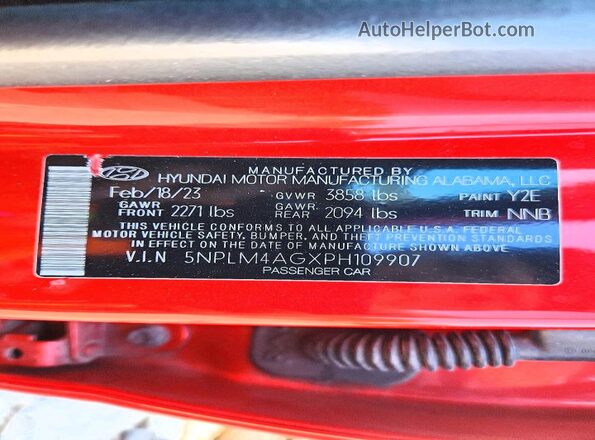 5NPLM4AGXPH109907 2023 HYUNDAI ELANTRA Red ძრავის განყოფილების ხედი