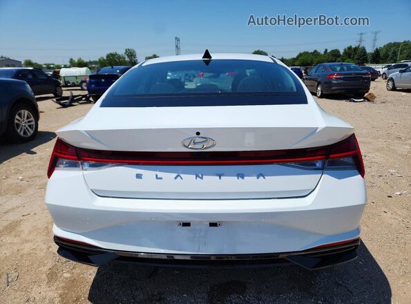5NPLN4AG2MH022396 2021 HYUNDAI ELANTRA White Vista trasera