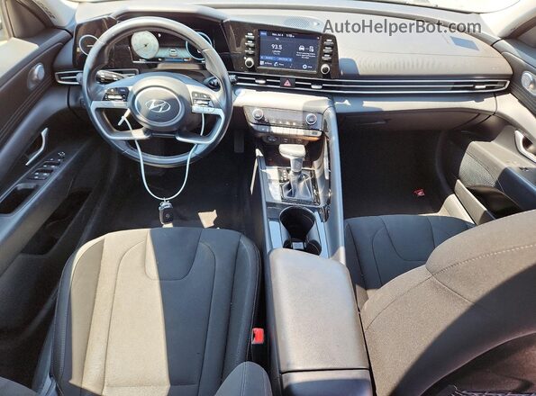 5NPLN4AG2MH022396 2021 HYUNDAI ELANTRA White Vista del salpicadero