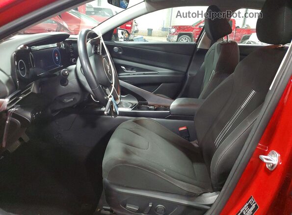 5NPLN4AG7NH077931 2022 HYUNDAI ELANTRA Red წინა სალონის ხედი