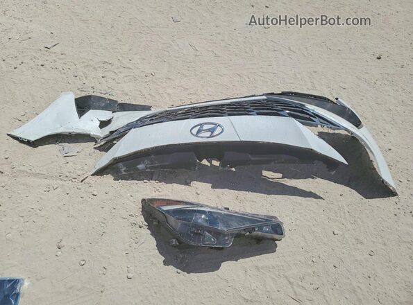 5NPLN4AG8MH029868 2021 HYUNDAI ELANTRA White ძრავის განყოფილების ხედი