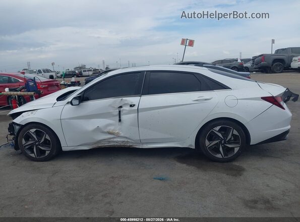 5NPLP4AG0MH042222 2021 HYUNDAI ELANTRA White 360 interior view