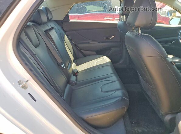 5NPLP4AG2PH113764 2023 HYUNDAI ELANTRA White Հետևի նստատեղերի տեսք