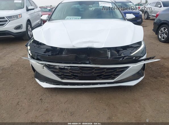 5NPLP4AG6PH090067 2023 HYUNDAI ELANTRA White Вид спереду