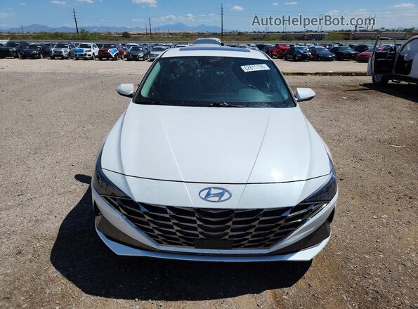 5NPLP4AG8NH053549 2022 HYUNDAI ELANTRA White Դիմացի տեսք