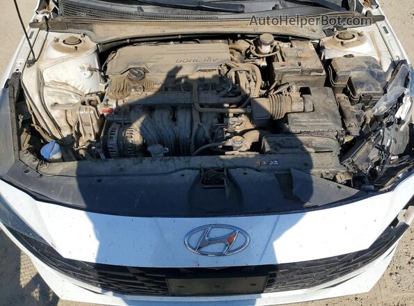 5NPLS4AG1MH005856 2021 HYUNDAI ELANTRA White Вид задньої частини салону