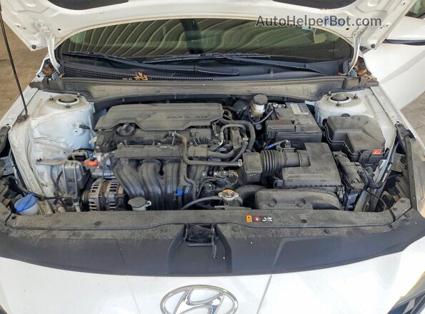 5NPLS4AG1NH076301 2022 HYUNDAI ELANTRA White Vista interior trasera