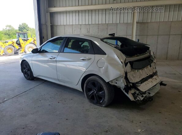 5NPLS4AG1NH076301 2022 HYUNDAI ELANTRA White Trasero izquierdo