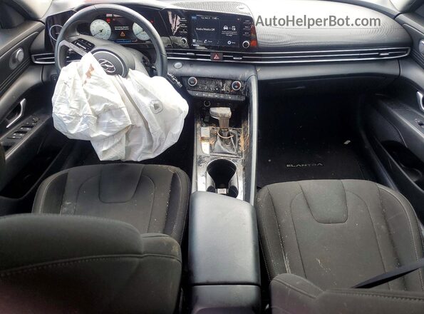 5NPLS4AG2MH021967 2021 HYUNDAI ELANTRA Blue Dashboard view