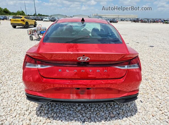 5NPLS4AG2MH051907 2021 HYUNDAI ELANTRA Red Rear view