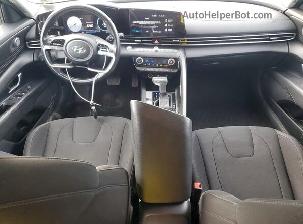 5NPLS4AG2PH091554 2023 HYUNDAI ELANTRA Black Dashboard view