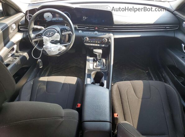5NPLS4AG2PH112337 2023 HYUNDAI ELANTRA White Dashboard view