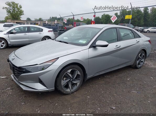 5NPLS4AG2PH118008 2023 HYUNDAI ELANTRA Серебряный Передняя левая четверть