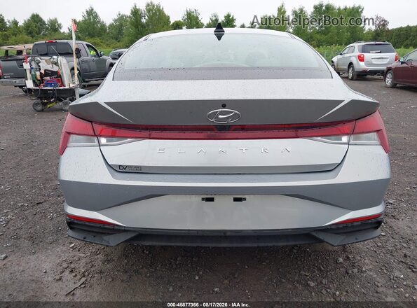 5NPLS4AG2PH118008 2023 HYUNDAI ELANTRA Серебряный 