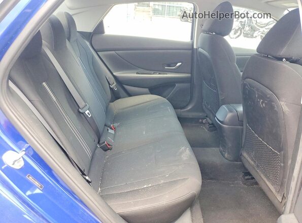 5NPLS4AG3NH053716 2022 HYUNDAI ELANTRA Blue Widok tylnych siedzeń