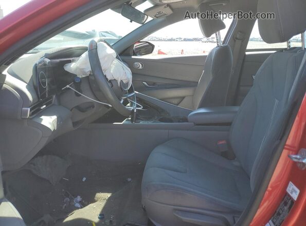 5NPLS4AG3PH096651 2023 HYUNDAI ELANTRA Red წინა სალონის ხედი