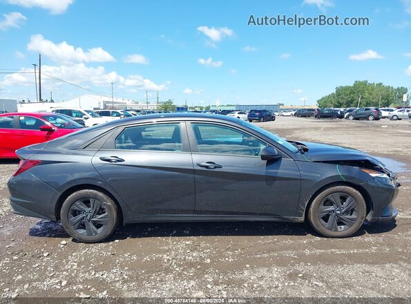 5NPLS4AG4NH065602 2022 HYUNDAI ELANTRA Gray Вид задньої частини салону