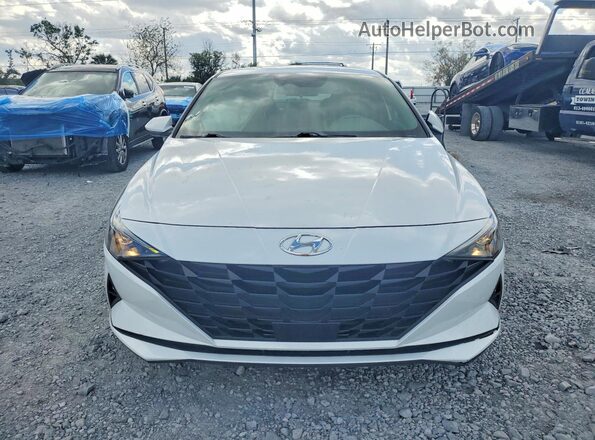 5NPLS4AG5MH039086 2021 HYUNDAI ELANTRA Белый Вид спереди