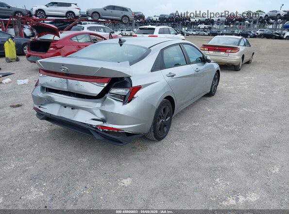 5NPLS4AG6MH024743 2021 HYUNDAI ELANTRA Серебряный Задняя правая четверть