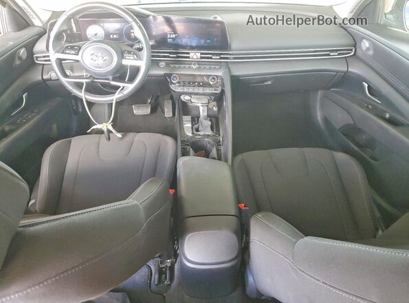 5NPLS4AG7PH093722 2023 HYUNDAI ELANTRA Black Dashboard view