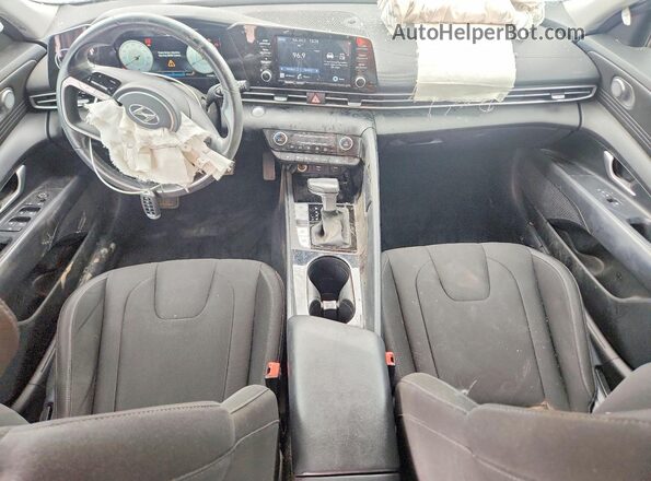 5NPLS4AG8MH022489 2021 HYUNDAI ELANTRA Silver Առջևի վահանակի տեսք