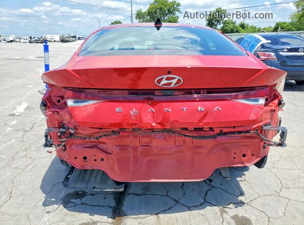 5NPLS4AG9NH053672 2022 HYUNDAI ELANTRA Red Widok z tyłu