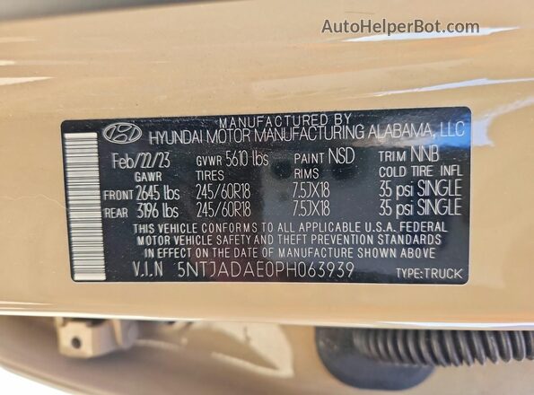 5NTJADAE0PH063939 2023 HYUNDAI SANTA Tan ძრავის განყოფილების ხედი