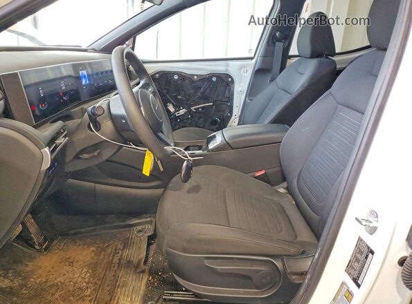 5NTJADDE7SH143288 2025 HYUNDAI SANTA White Front interior view