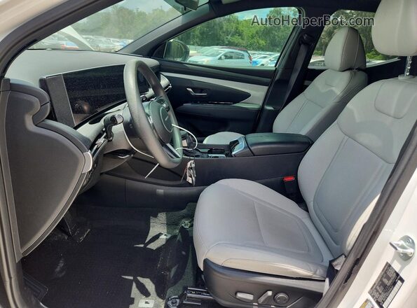 5NTJC4DE2SH136727 2025 HYUNDAI SANTA White Widok wnętrza z przodu